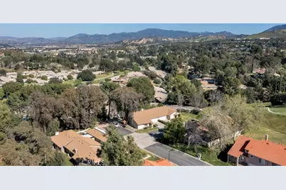 26216 Rainbow Glen Drive, Newhall, CA 91321 - Photo 33