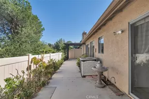 26216 Rainbow Glen Dr, Newhall, CA 91321 - Photo 23