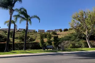 19736 Crystal Hills Ln, Porter Ranch, CA 91326 - Photo 3