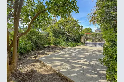 17533 Marilla Street, Northridge, CA 91325 - Photo 49