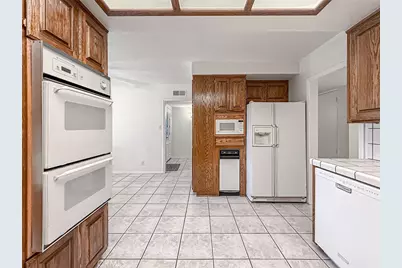 17533 Marilla Street, Northridge, CA 91325 - Photo 17