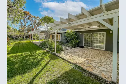 17533 Marilla Street, Northridge, CA 91325 - Photo 45