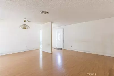 17149 Donmetz, Granada Hills, CA 91344 - Photo 9