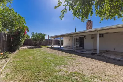 17149 Donmetz, Granada Hills, CA 91344 - Photo 39