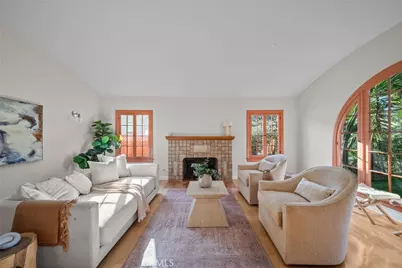 11048 Blix, Los Angeles, CA 91602 - Photo 7