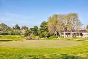 19204 Ave Of The Oaks, Newhall, CA 91321 - Photo 35