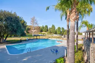 19204 Ave Of The Oaks, Newhall, CA 91321 - Photo 29