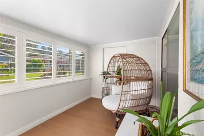 19204 Avenue Of The Oaks, Newhall, CA 91321 - Photo 5