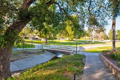 19204 Avenue Of The Oaks #B, Newhall, CA 91321 - Photo 41