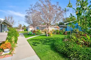 19204 Ave Of The Oaks, Newhall, CA 91321 - Photo 25