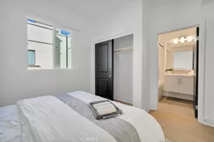 10832 W Riverton Ct, North Hollywood, CA 91602 - Photo 19