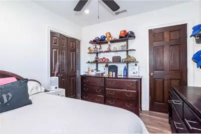 17525 Kingsbury Street, Granada Hills, CA 91344 - Photo 21