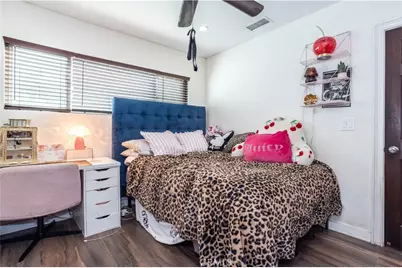 17525 Kingsbury Street, Granada Hills, CA 91344 - Photo 19