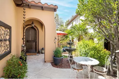 28347 Lobelia Lane, Valencia, CA 91354 - Photo 3