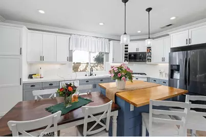 28347 Lobelia Lane, Valencia, CA 91354 - Photo 15