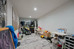 2057 Woodglen St, Simi Valley, CA 93065 - Photo 49