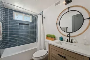 2057 Woodglen St, Simi Valley, CA 93065 - Photo 23