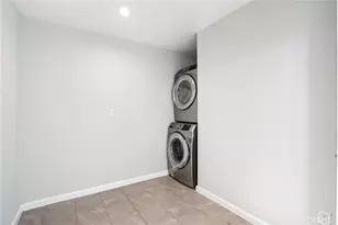 1735 N Lima St, Burbank, CA 91505 - Photo 39