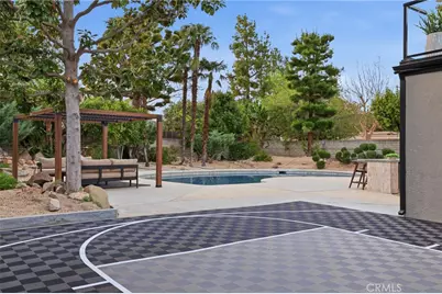 10345 Oso Avenue, Chatsworth, CA 91311 - Photo 45