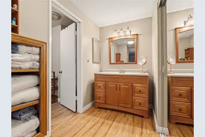 19401 Oak Crossing, Newhall, CA 91321 - Photo 19