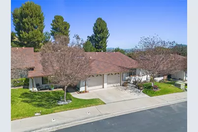 19401 Oak Crossing, Newhall, CA 91321 - Photo 27