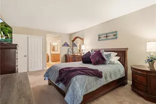 19401 Oak Crossing, Newhall, CA 91321 - Photo 13