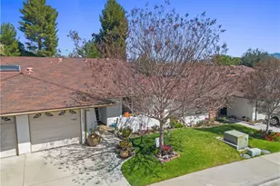 19401 Oak Crossing, Newhall, CA 91321 - Photo 37