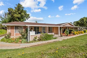 19156 Ave Of The Oaks, Newhall, CA 91321 - Photo 3