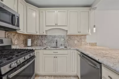 19156 Avenue Of The Oaks #B, Newhall, CA 91321 - Photo 21