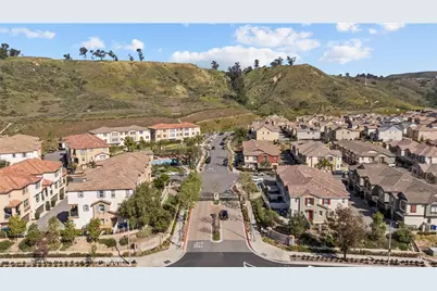 22157 Barrington, Saugus, CA 91350 - Photo 45