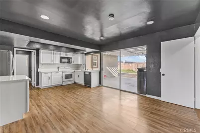 21449 Applewood, California City, CA 93505 - Photo 3