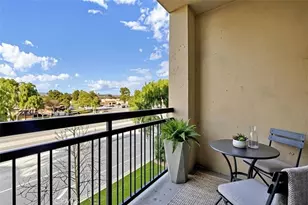 24545 Town Center, Valencia, CA 91355 - Photo 21