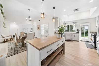 25850 Bellis Drive, Valencia, CA 91355 - Photo 19
