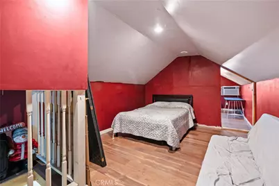 8766 Dalton Avenue, Los Angeles, CA 90047 - Photo 15