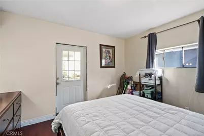 8766 Dalton Avenue, Los Angeles, CA 90047 - Photo 19