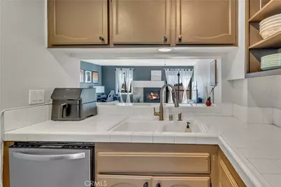 21040 Parthenia #25, Canoga Park, CA 91304 - Photo 19