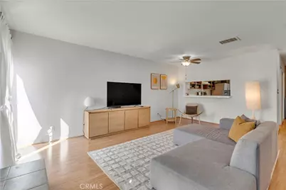 21040 Parthenia #25, Canoga Park, CA 91304 - Photo 11