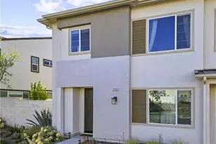 27616 Symphony Pl, Valencia, CA 91381 - Photo 5