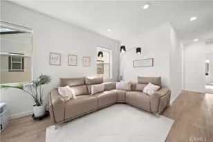 27616 Symphony Pl, Valencia, CA 91381 - Photo 21