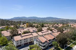 28031 Sarabande Ln, Canyon Country, CA 91387 - Photo 23