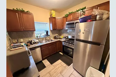 536 W 42nd Street, Los Angeles, CA 90037 - Photo 15