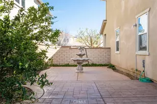 22384 Riverstream Ct, Saugus, CA 91350 - Photo 37