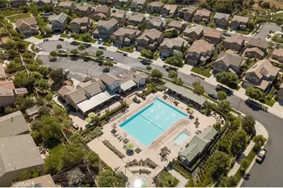 22384 Riverstream Court, Saugus, CA 91350 - Photo 47