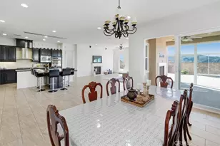 22384 Riverstream Ct, Saugus, CA 91350 - Photo 9