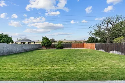 11625 Hunnewell, Sylmar, CA 91342 - Photo 25