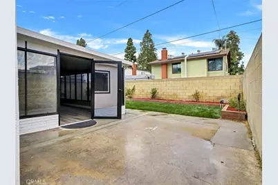 1675 E Cyrene, Carson, CA 90746 - Photo 29