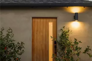 3715 Hillcrest Dr, Los Angeles, CA 90016 - Photo 21
