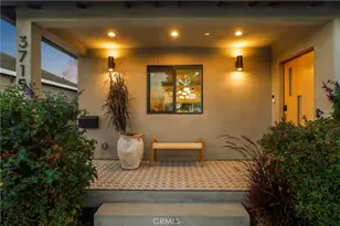 3715 Hillcrest Dr, Los Angeles, CA 90016 - Photo 33