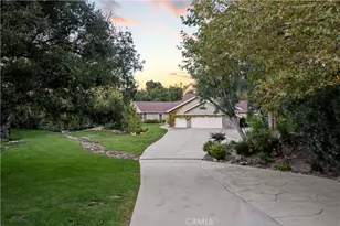 15533 Saddleback Dr, Canyon Country, CA 91387 - Photo 7