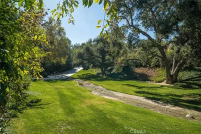 15533 Saddleback Drive, Canyon Country, CA 91387 - Photo 9